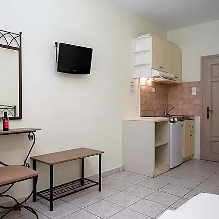 Konstantinos & 2 Apart Otel Nydri (Lefkada)