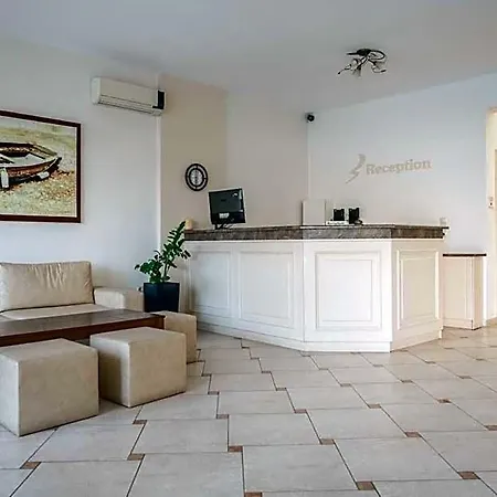 Apart Otel Konstantinos & 2 Nydri (Lefkada)