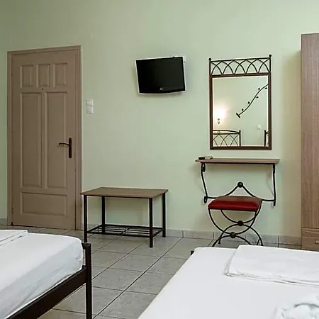 Apart Otel Konstantinos & 2 3*